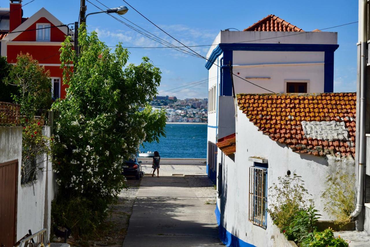 Fisherman'S House - A Boat Ride From Lisbon Villa Trafaria Buitenkant foto